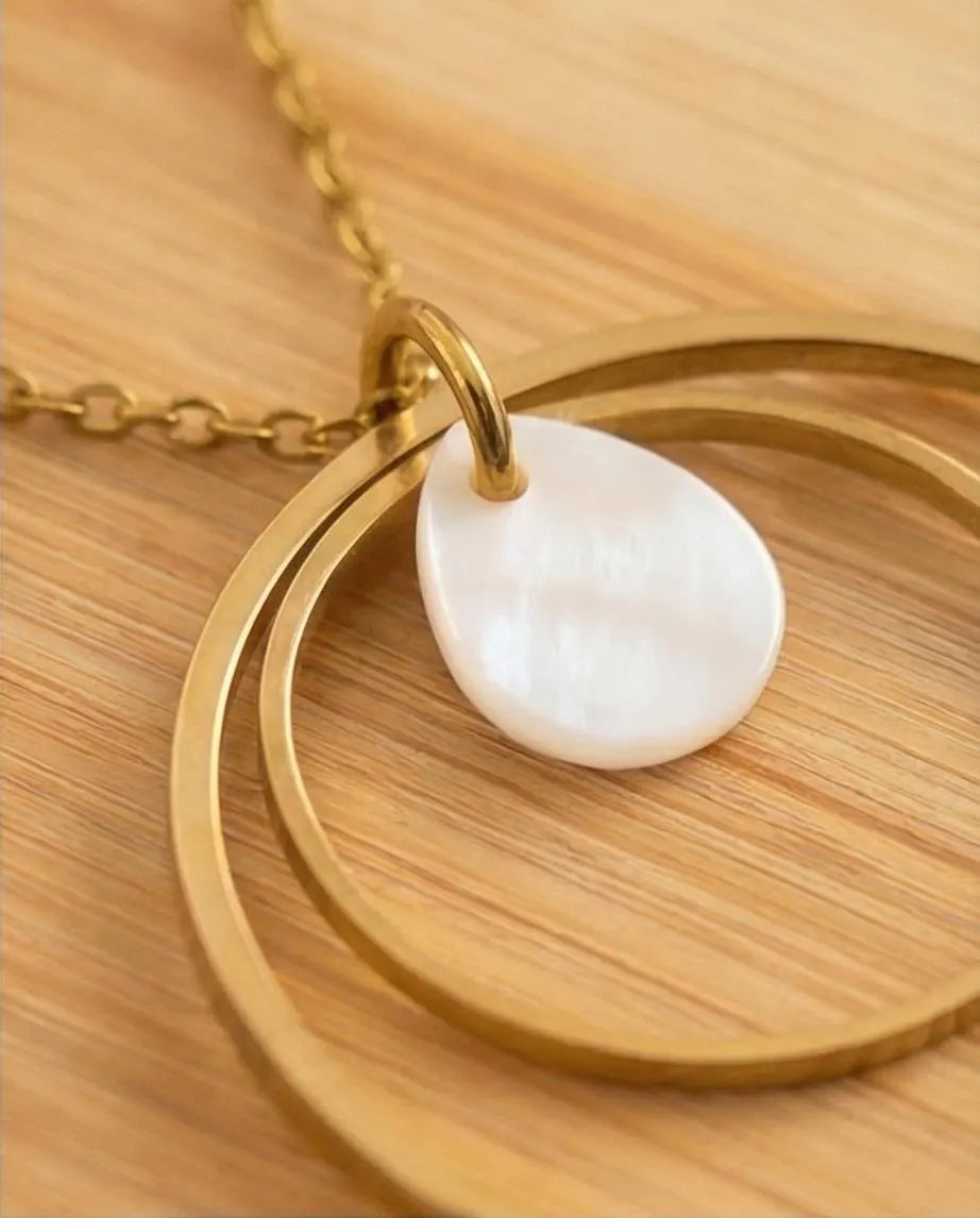 Chaine et pendentif Goutte en Nacre - Louna